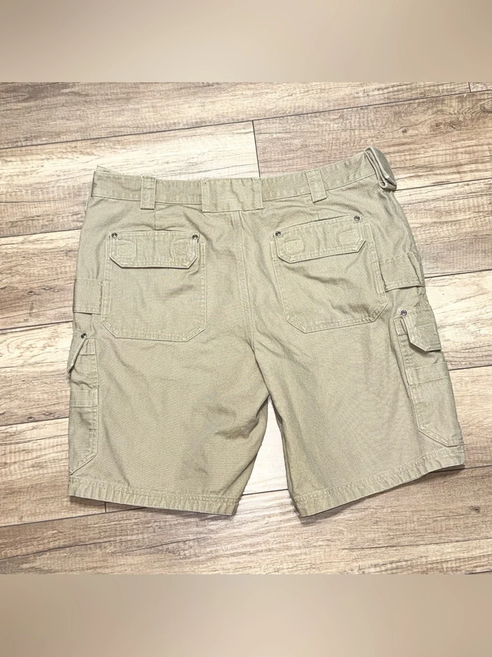 Duluth Trading Co Carpenter Cargo Khaki Heavyweight Army Workwear Shorts Mens 40
